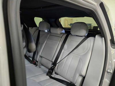 2026 Land Rover Range Rover Sport SE