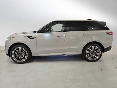 2026 Land Rover Range Rover Sport SE