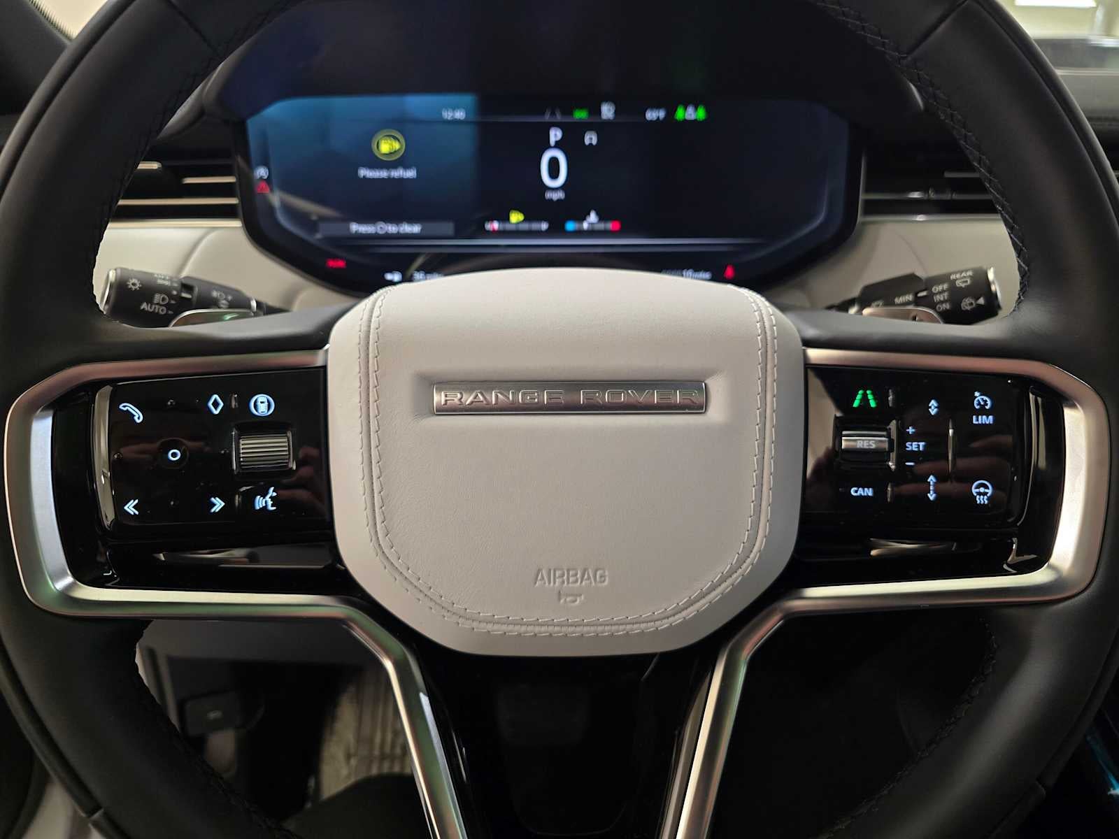 2026 Land Rover Range Rover Sport SE