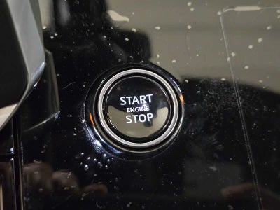 2026 Land Rover Range Rover Sport SE