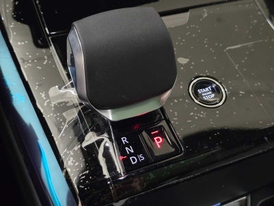 2026 Land Rover Range Rover Sport SE