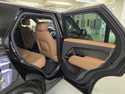 2025 Land Rover Range Rover Sport SE