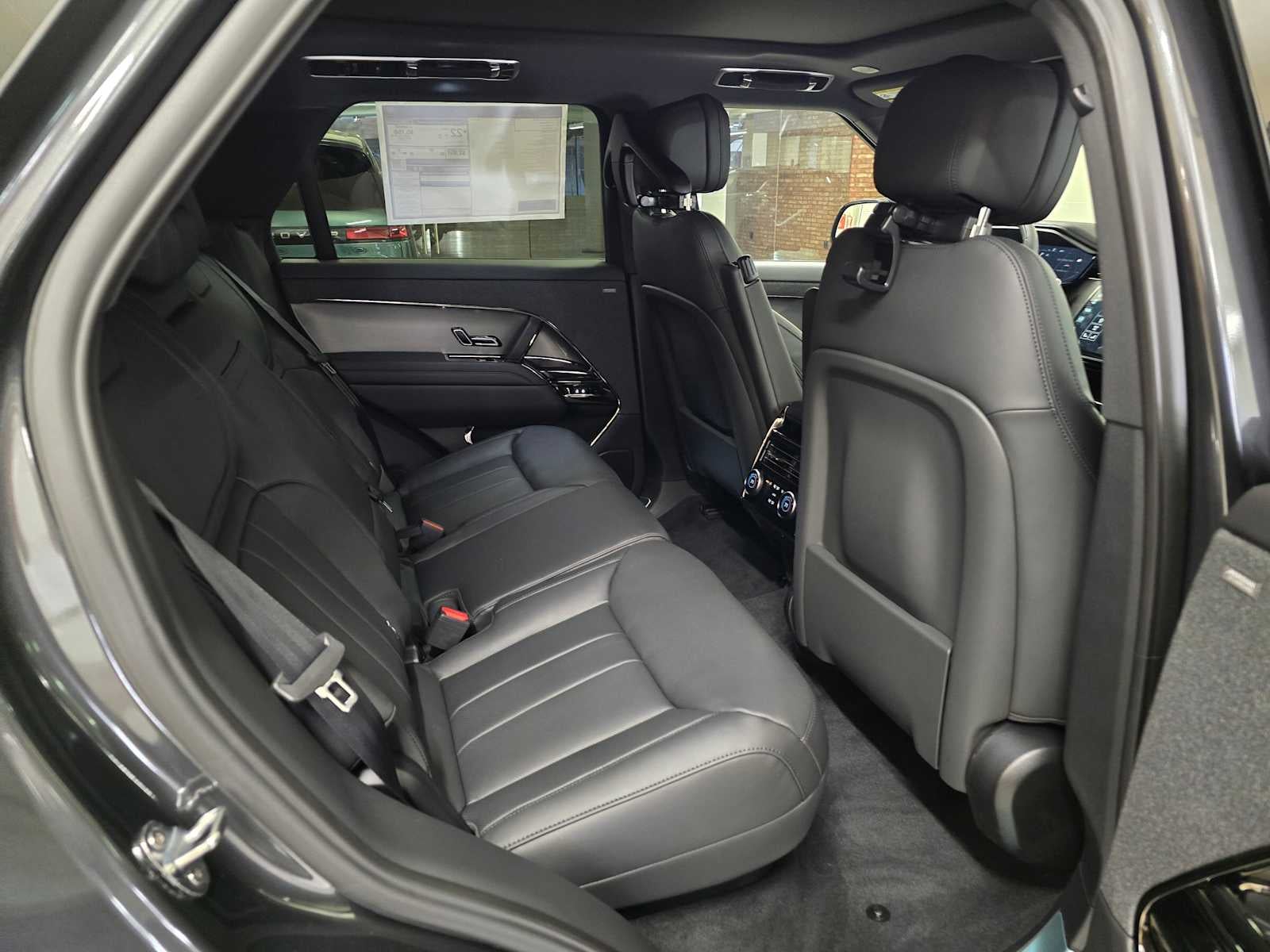 2026 Land Rover Range Rover Sport SE