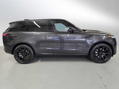 2026 Land Rover Range Rover Sport SE