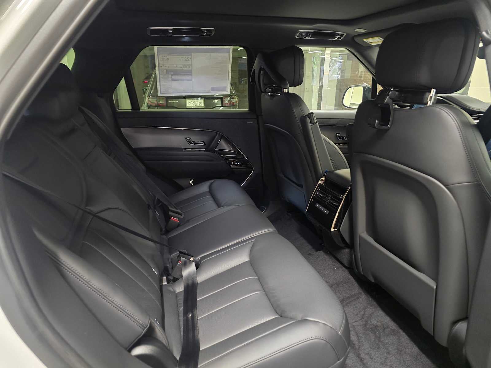 2026 Land Rover Range Rover Sport SE