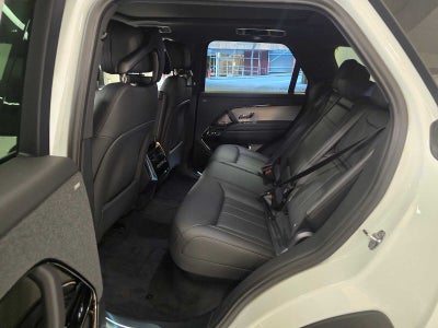 2026 Land Rover Range Rover Sport SE