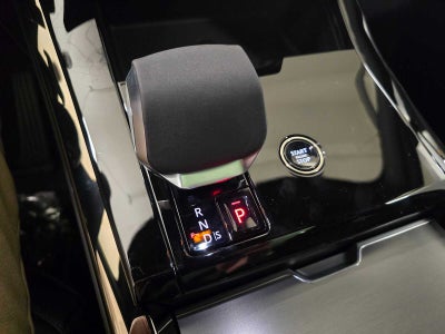 2026 Land Rover Range Rover Sport SE