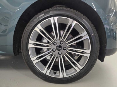 2026 Land Rover Range Rover Sport SE