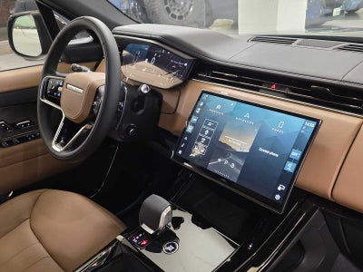2026 Land Rover Range Rover Sport SE