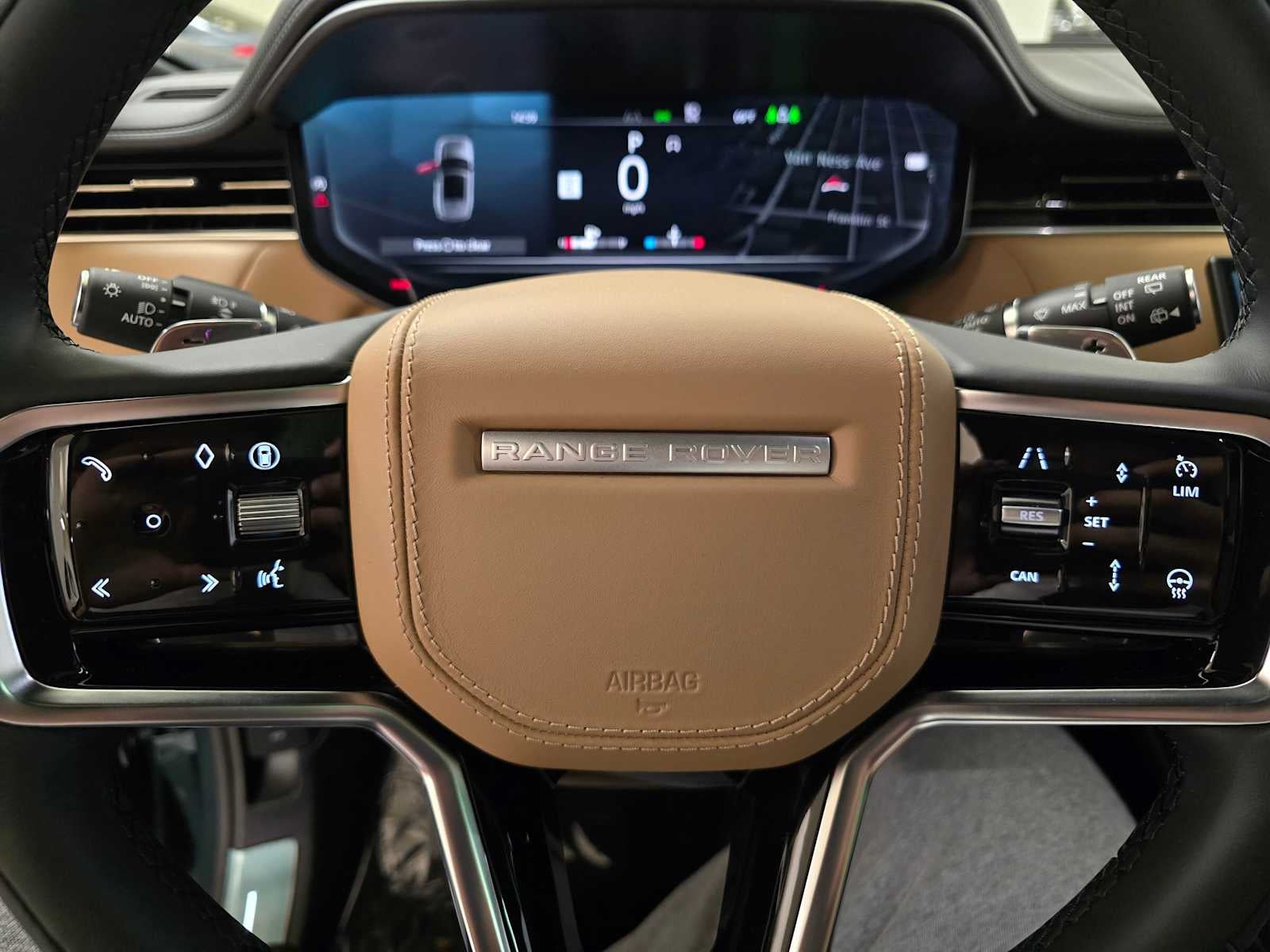 2026 Land Rover Range Rover Sport SE