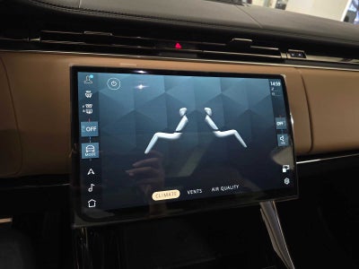 2026 Land Rover Range Rover Sport SE