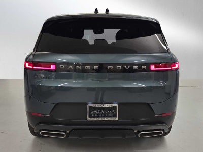 2026 Land Rover Range Rover Sport SE