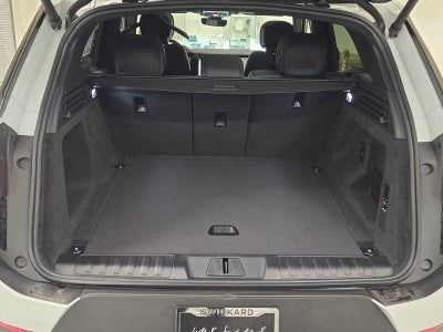 2026 Land Rover Range Rover Sport SE