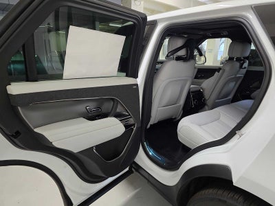 2026 Land Rover Range Rover Sport SE