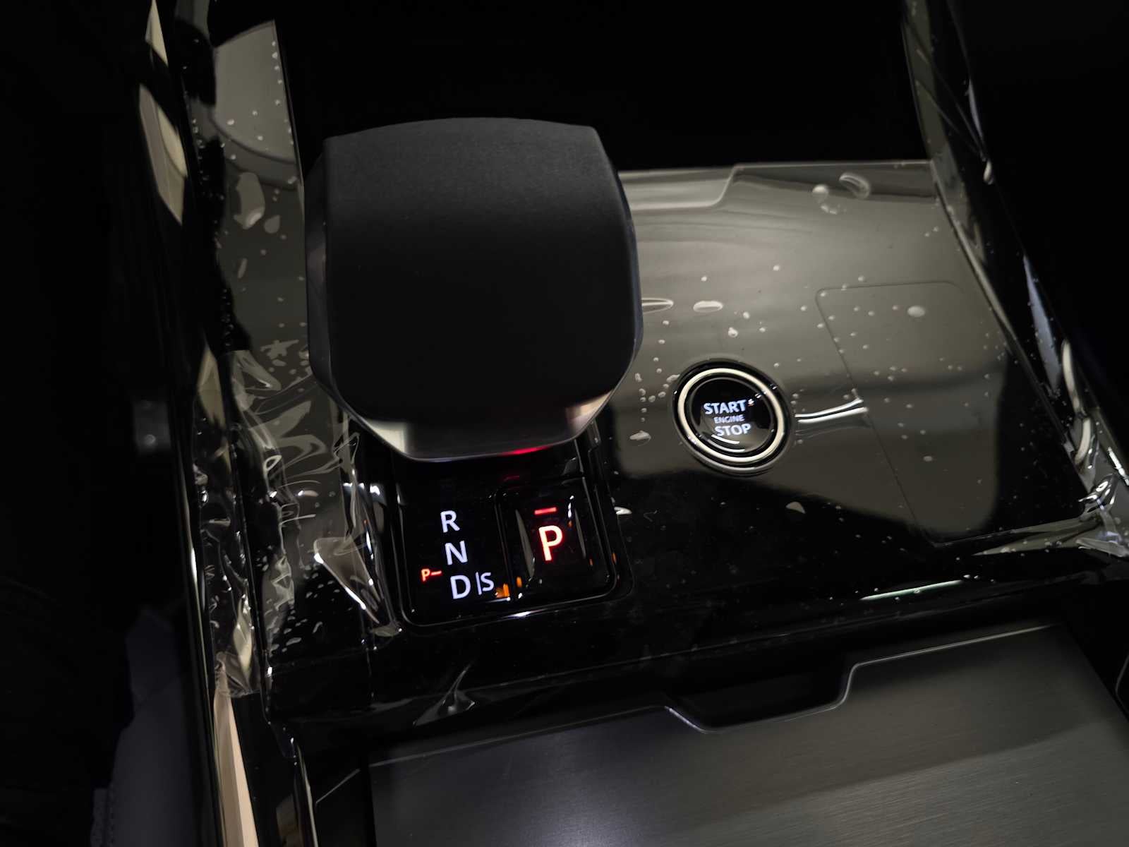2026 Land Rover Range Rover Sport SE