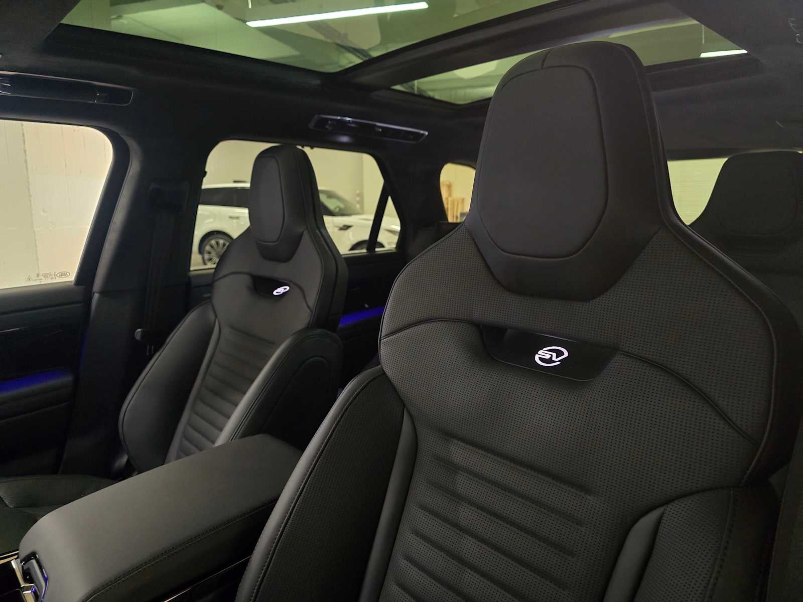 2026 Land Rover Range Rover Sport SV
