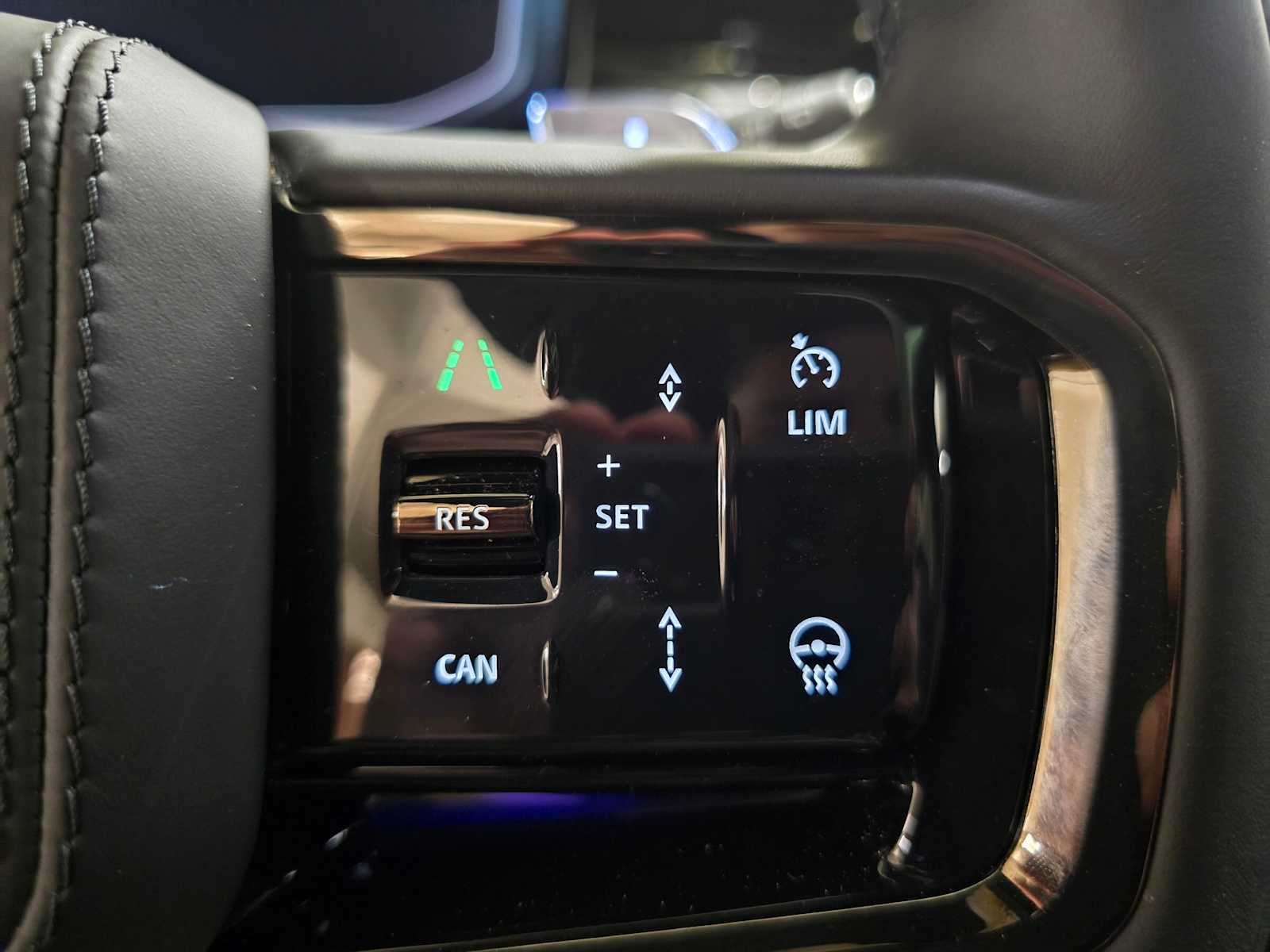 2026 Land Rover Range Rover Sport SV