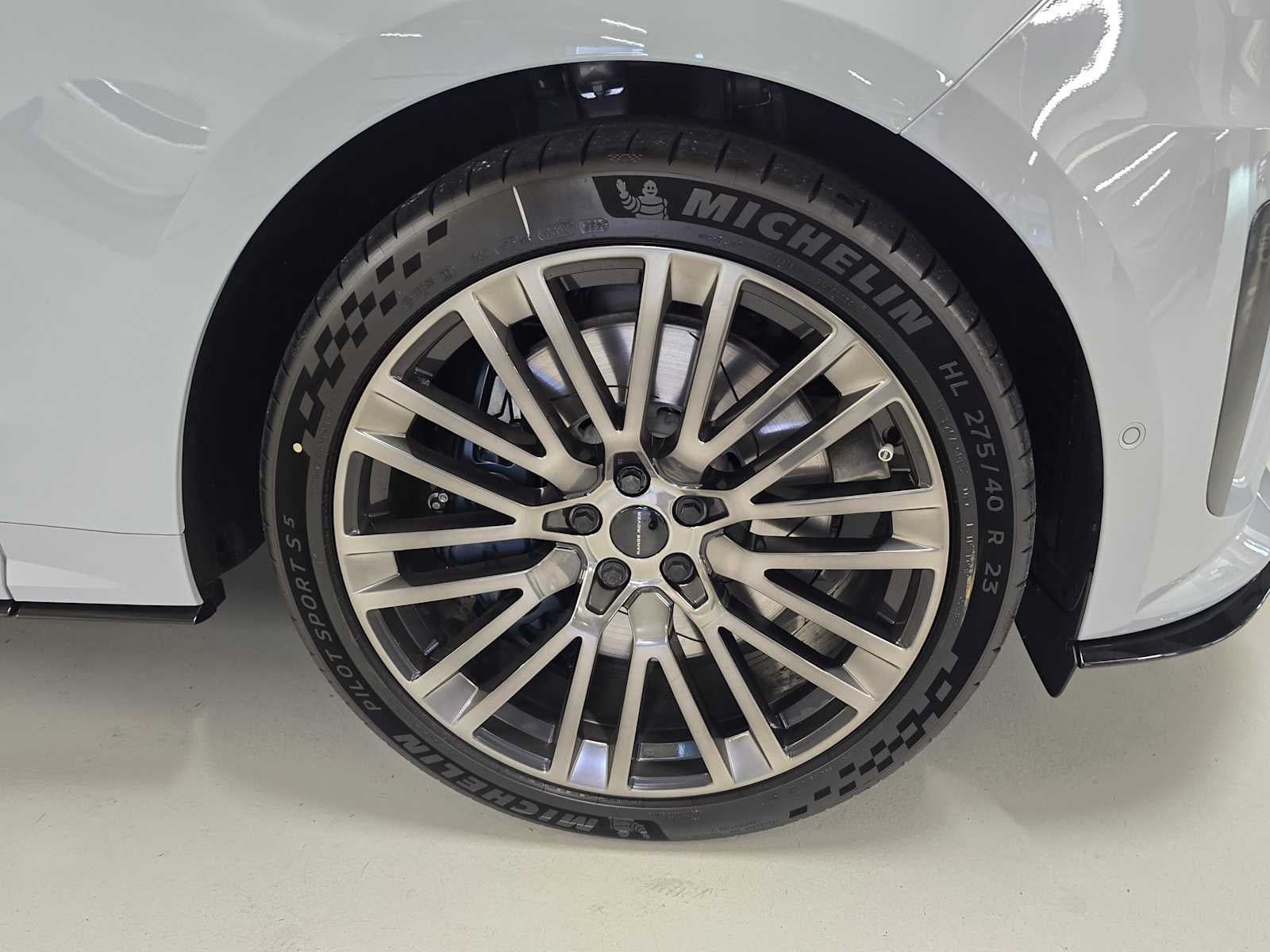 2026 Land Rover Range Rover Sport SV