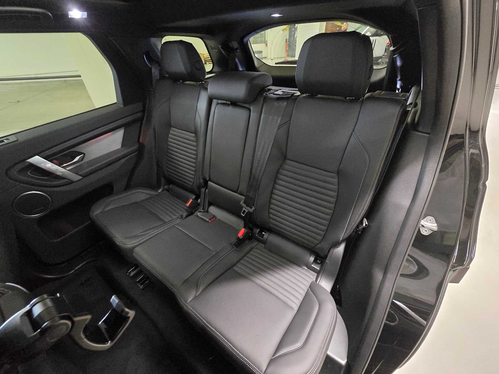 2026 Land Rover Discovery Sport Landmark