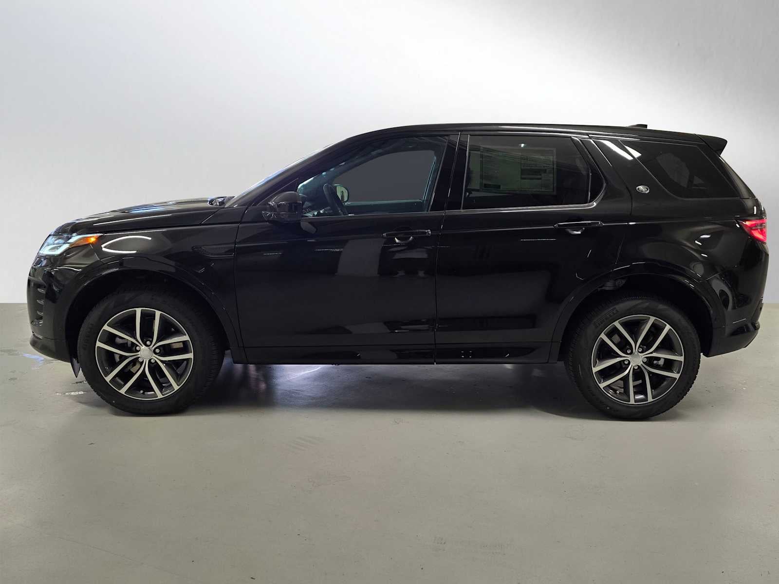 2026 Land Rover Discovery Sport Landmark