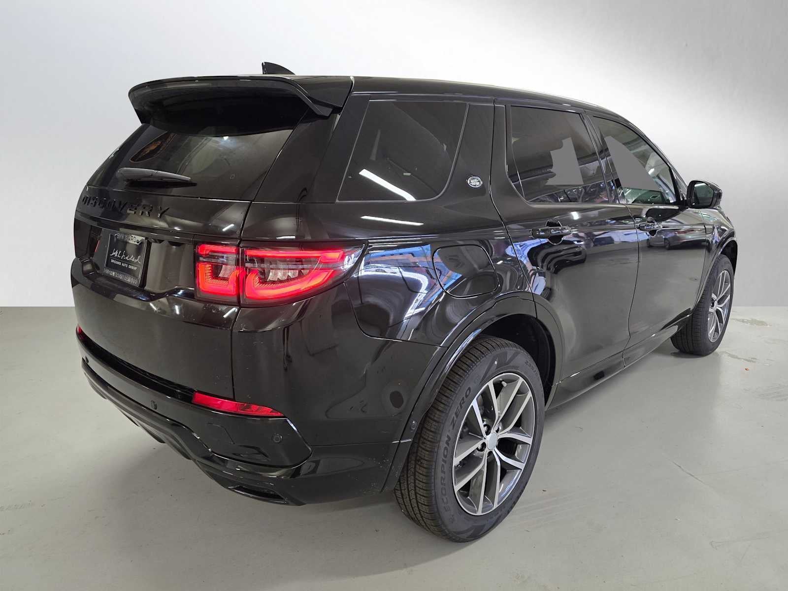 2026 Land Rover Discovery Sport Landmark