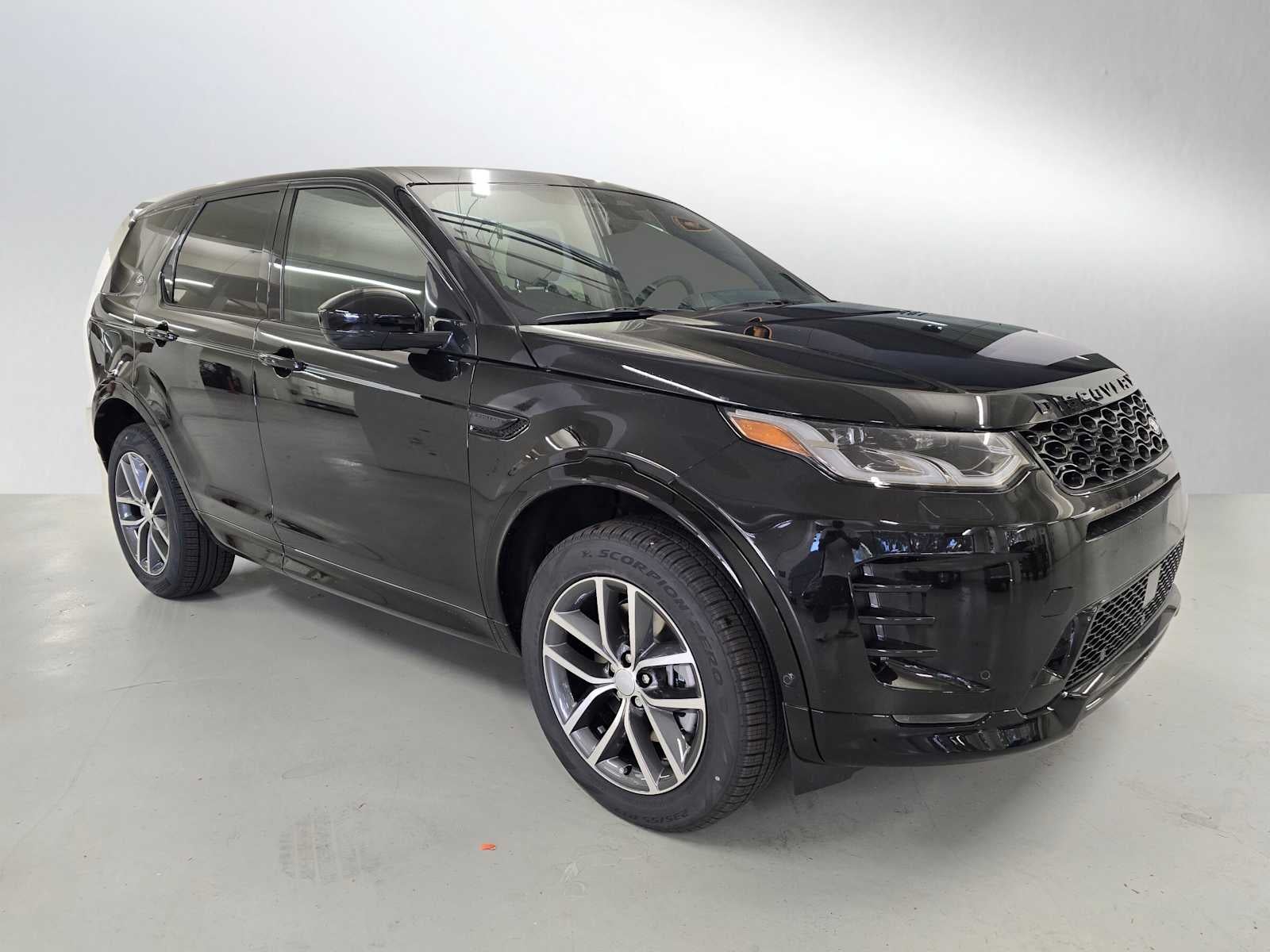 2026 Land Rover Discovery Sport Landmark