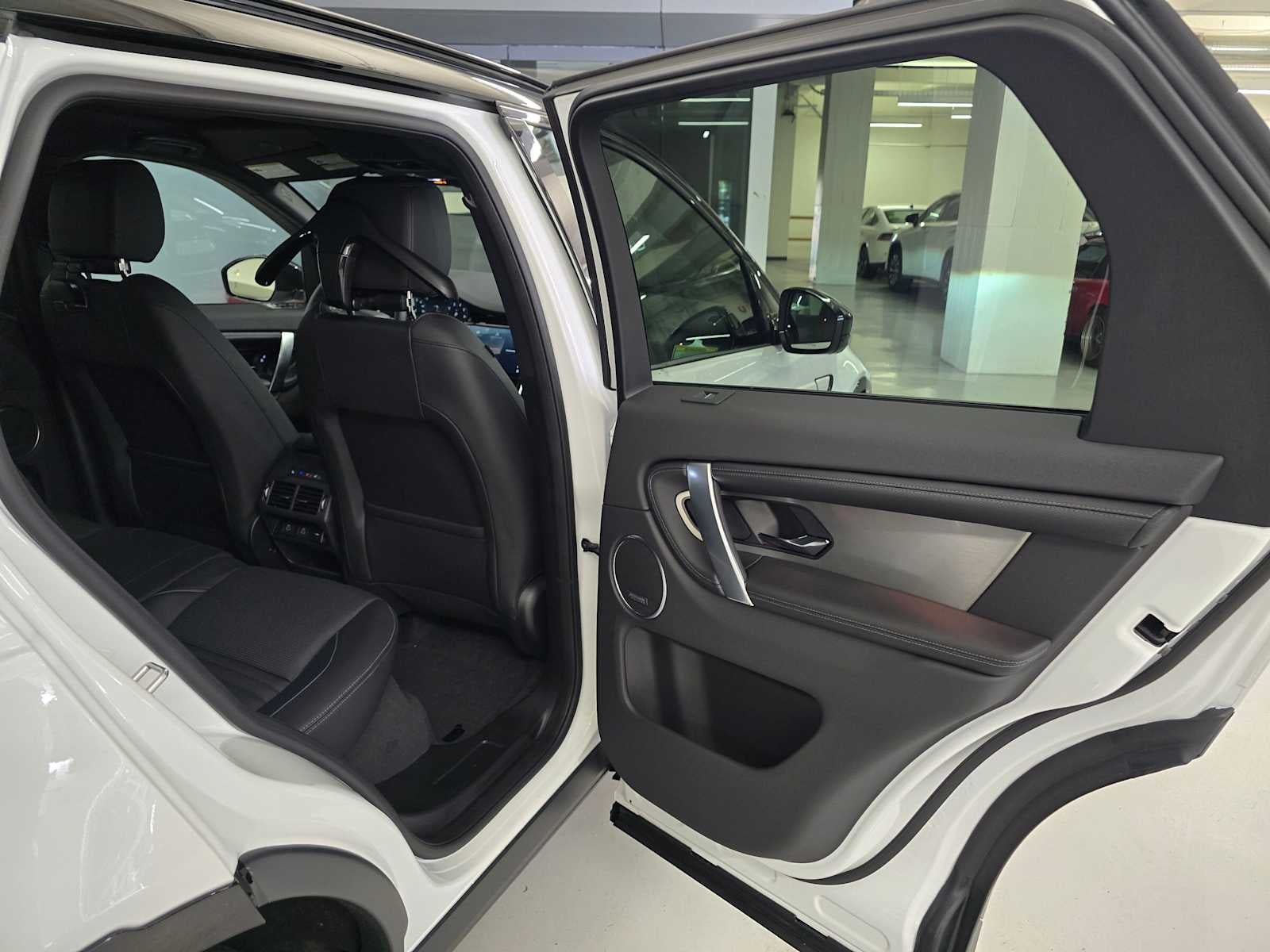 2025 Land Rover Discovery Sport Dynamic SE