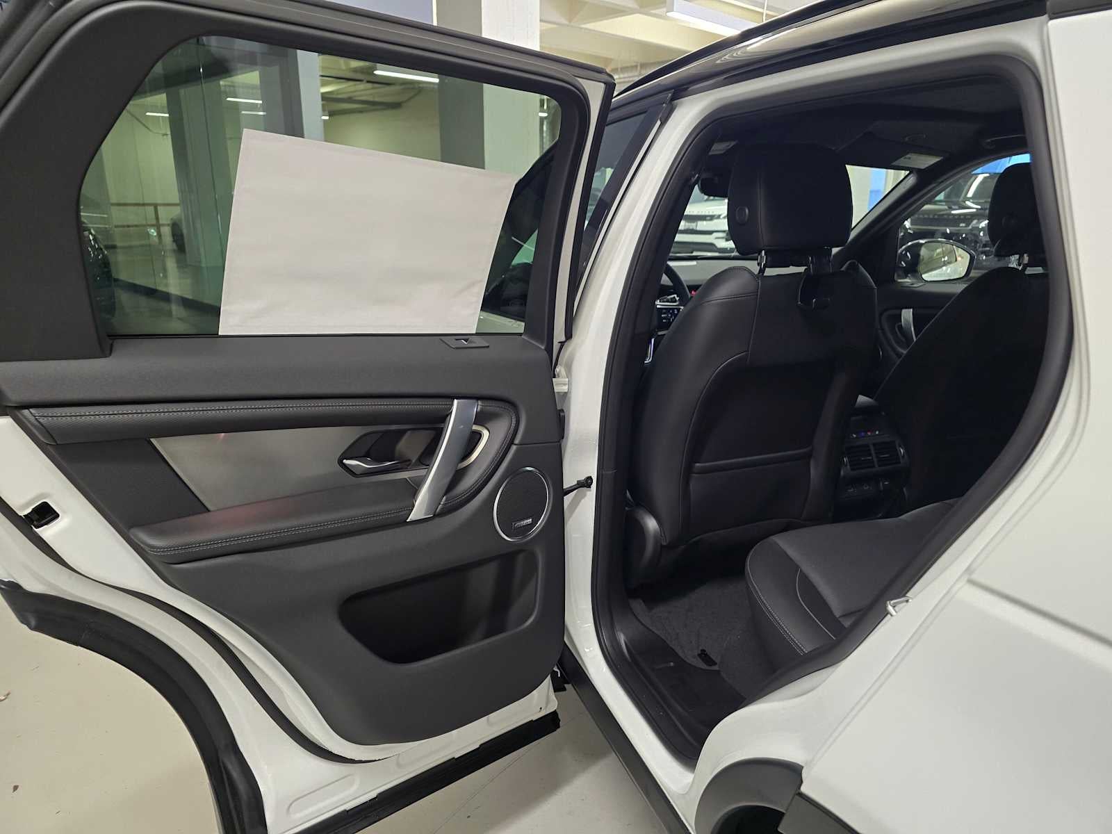 2025 Land Rover Discovery Sport Dynamic SE