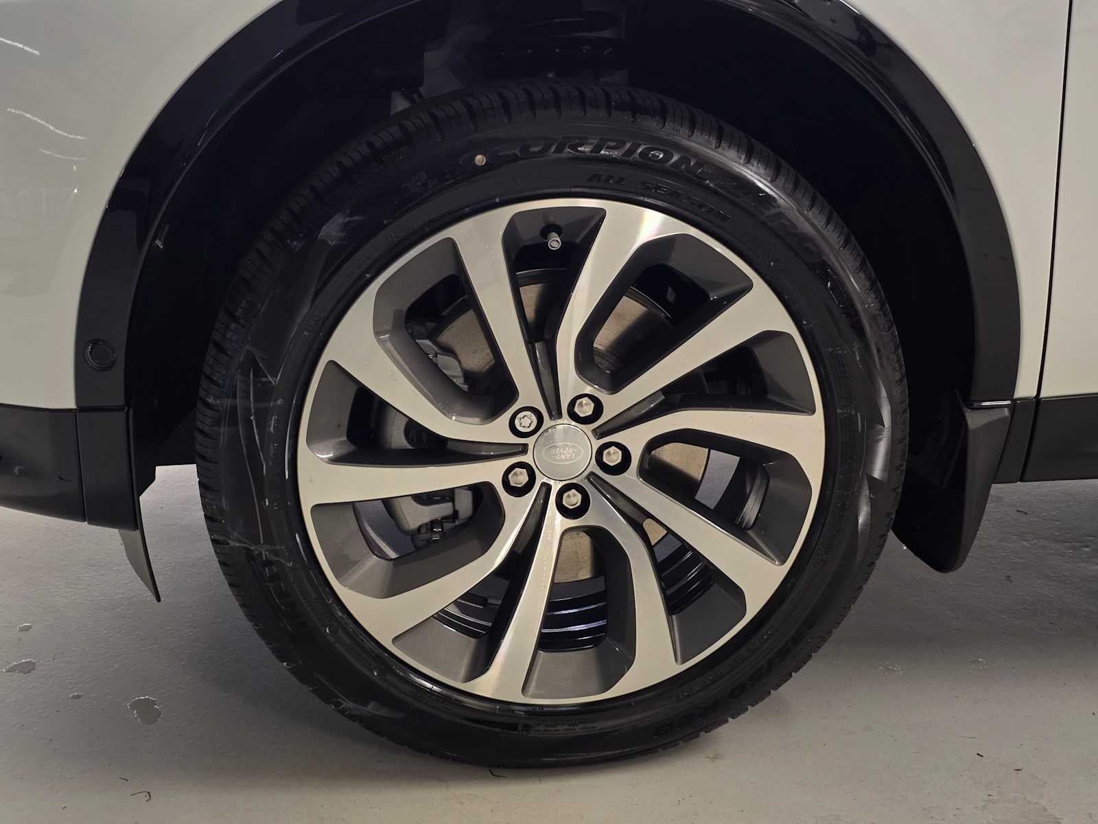 2025 Land Rover Discovery Sport Dynamic SE