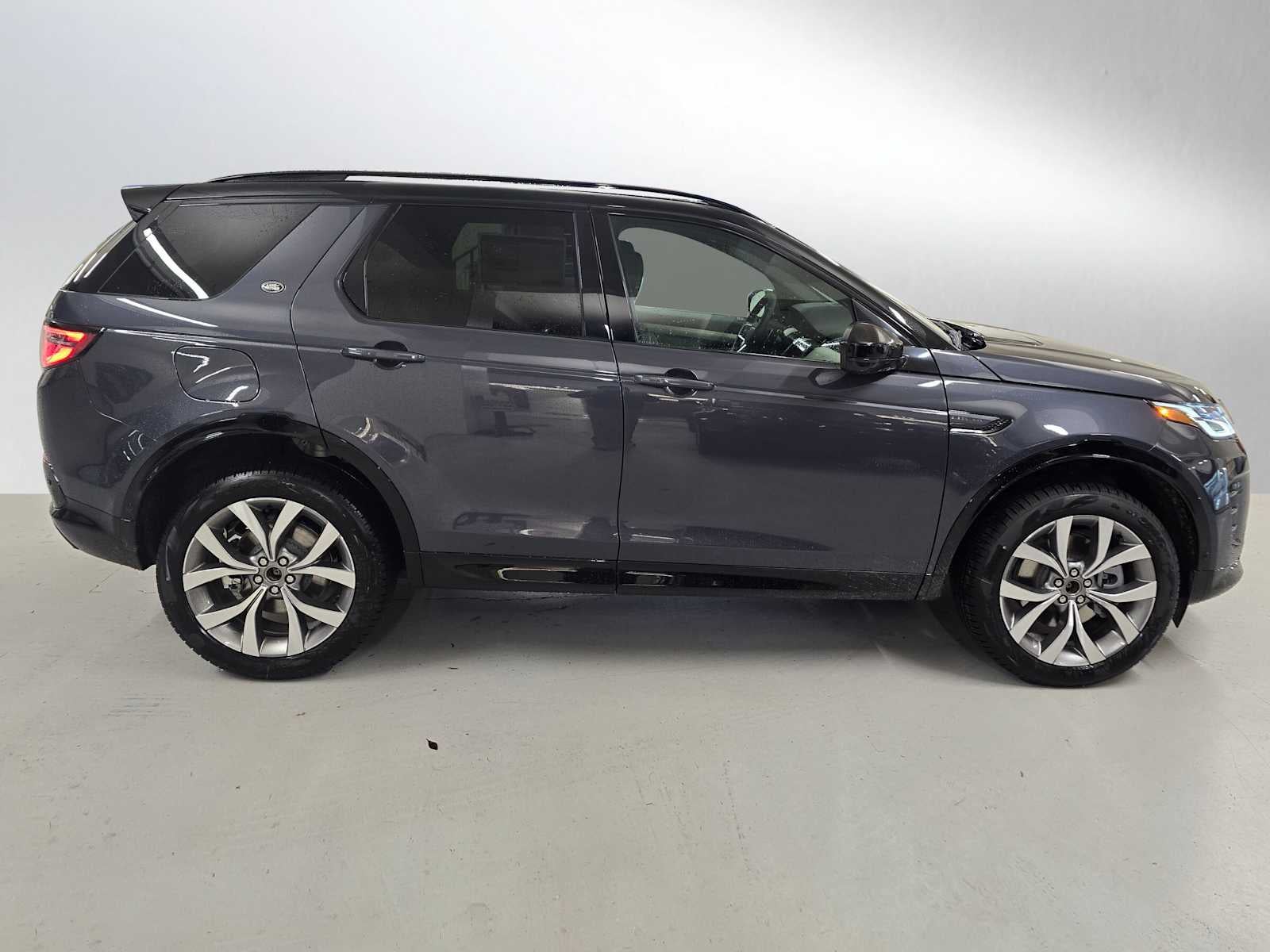 2026 Land Rover Discovery Sport Landmark
