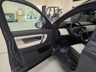 2026 Land Rover Discovery Sport Landmark