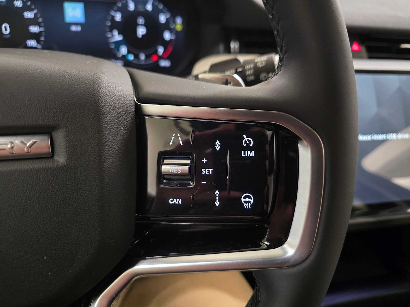 2026 Land Rover Discovery Sport Landmark