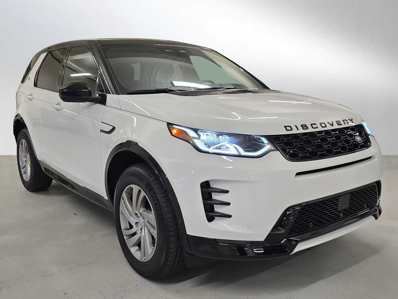 2025 Land Rover Discovery Sport Dynamic SE