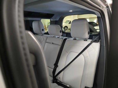 2026 Land Rover Defender X-Dynamic SE 110 P400
