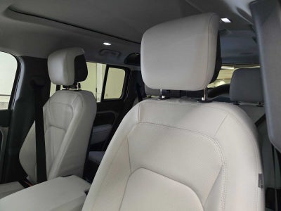 2026 Land Rover Defender X-Dynamic SE 110 P400
