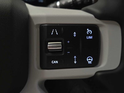 2026 Land Rover Defender X-Dynamic SE 110 P400