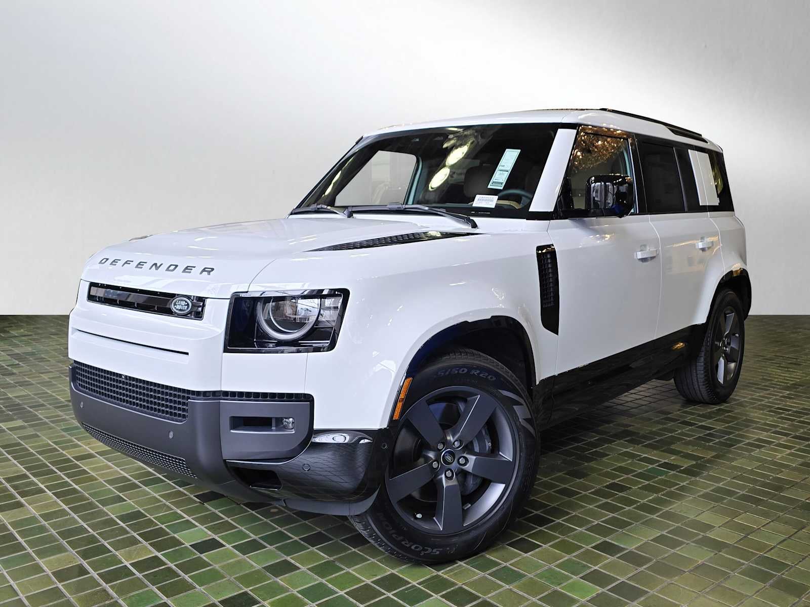 2026 Land Rover Defender X-Dynamic SE 110 P400