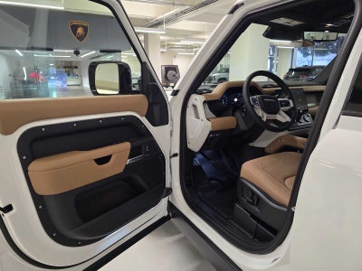 2026 Land Rover Defender X-Dynamic SE 110 P400