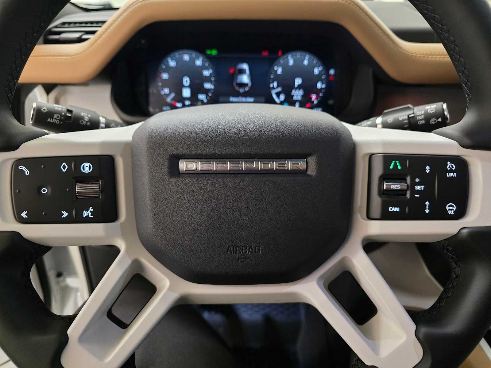 2026 Land Rover Defender X-Dynamic SE 110 P400