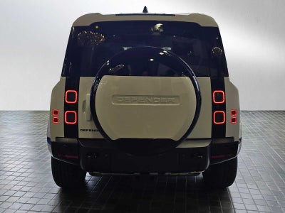 2026 Land Rover Defender X-Dynamic SE 110 P400