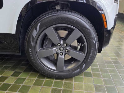 2026 Land Rover Defender X-Dynamic SE 110 P400