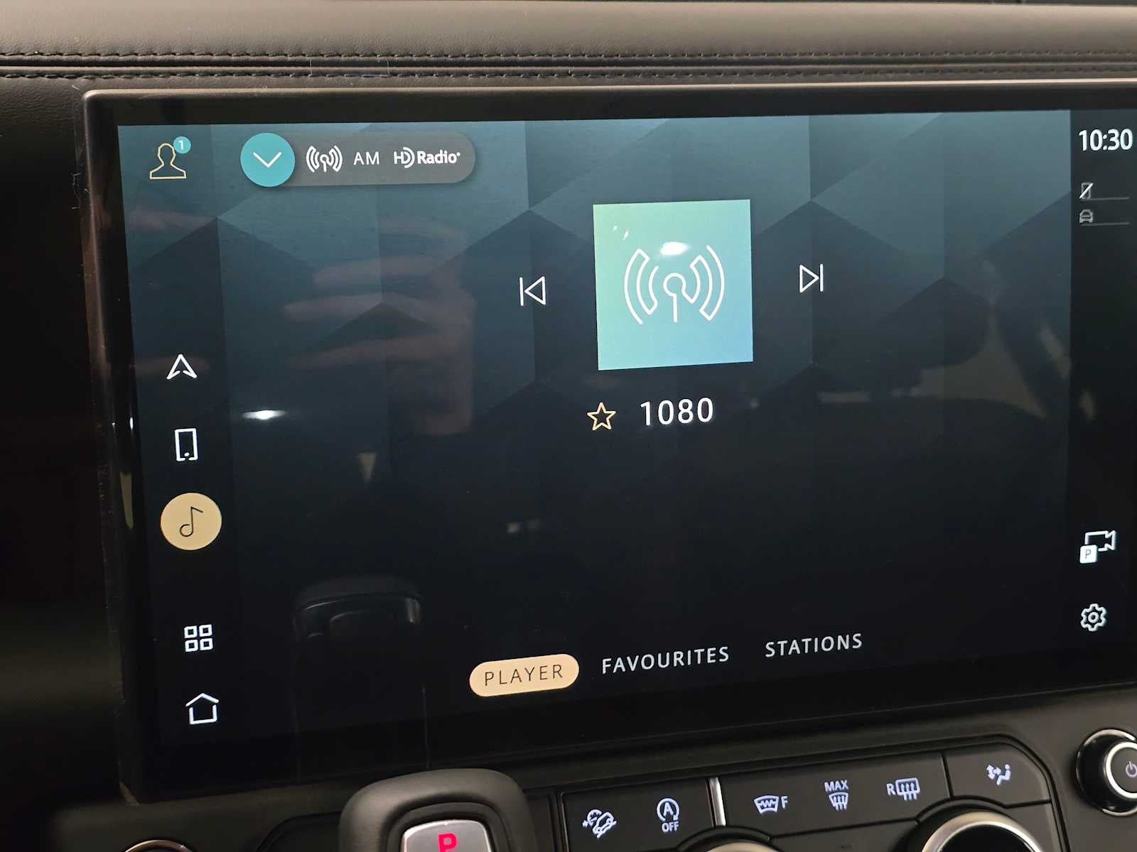 2026 Land Rover Defender X-Dynamic SE 110 P400