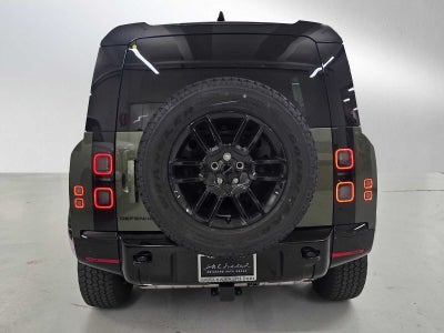 2026 Land Rover Defender X-Dynamic SE 110 P400