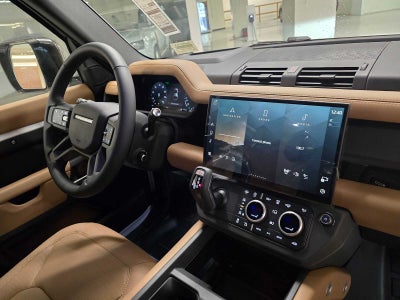 2026 Land Rover Defender X-Dynamic SE 110 P400