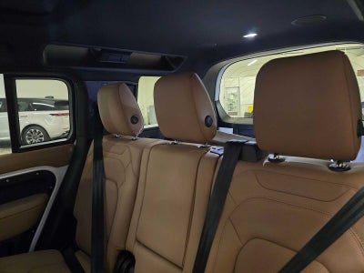 2026 Land Rover Defender X-Dynamic SE 110 P400