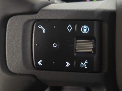 2026 Land Rover Defender X-Dynamic SE 110 P400