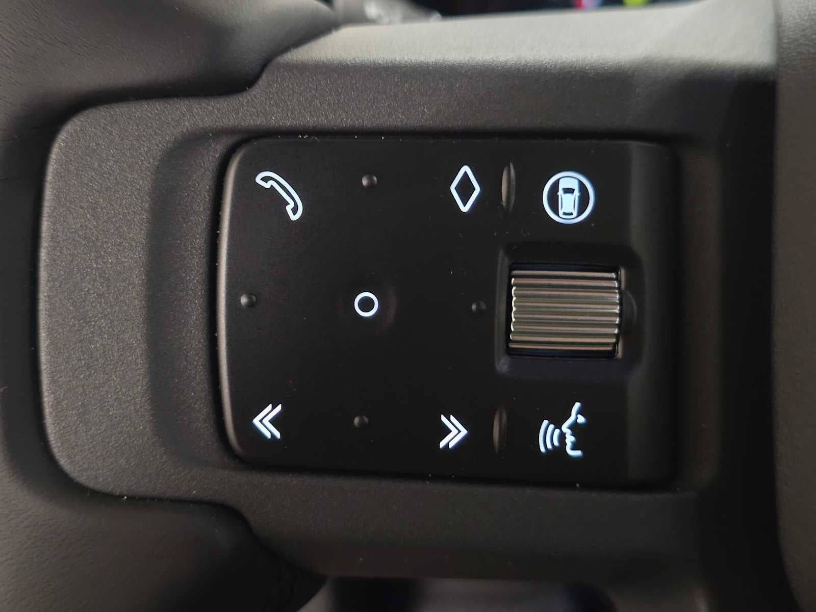 2026 Land Rover Defender X-Dynamic SE 110 P400