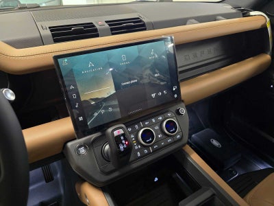 2026 Land Rover Defender X-Dynamic SE 110 P500