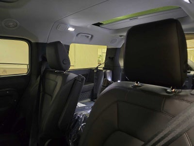 2026 Land Rover Defender X-Dynamic SE 130 P400