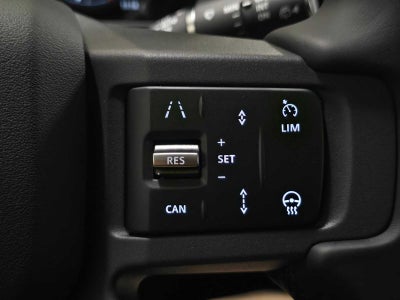 2026 Land Rover Defender X-Dynamic SE 130 P400